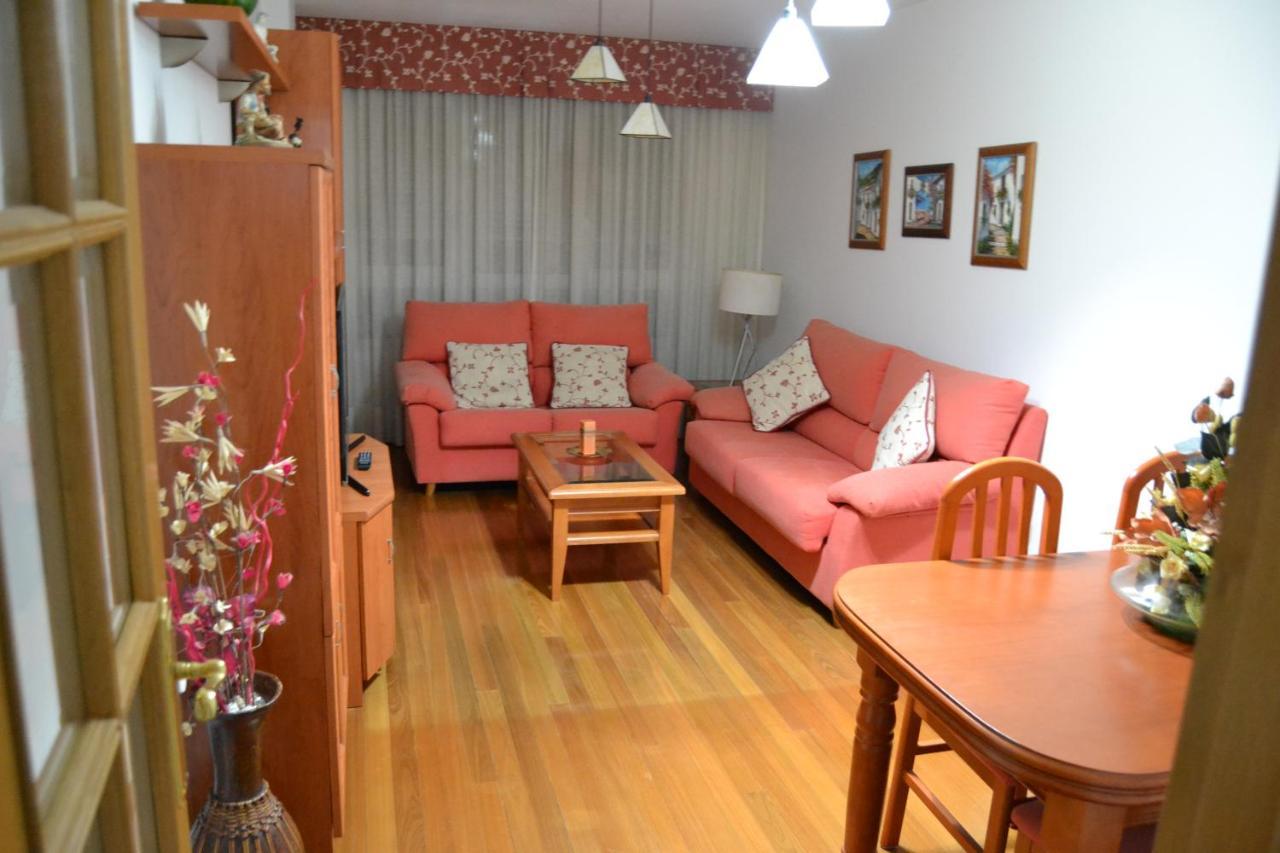 Inmoinsuas Avd De Becerrea 16 Apartment Sarria Bagian luar foto